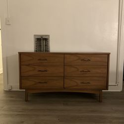 Midcentury Dresser