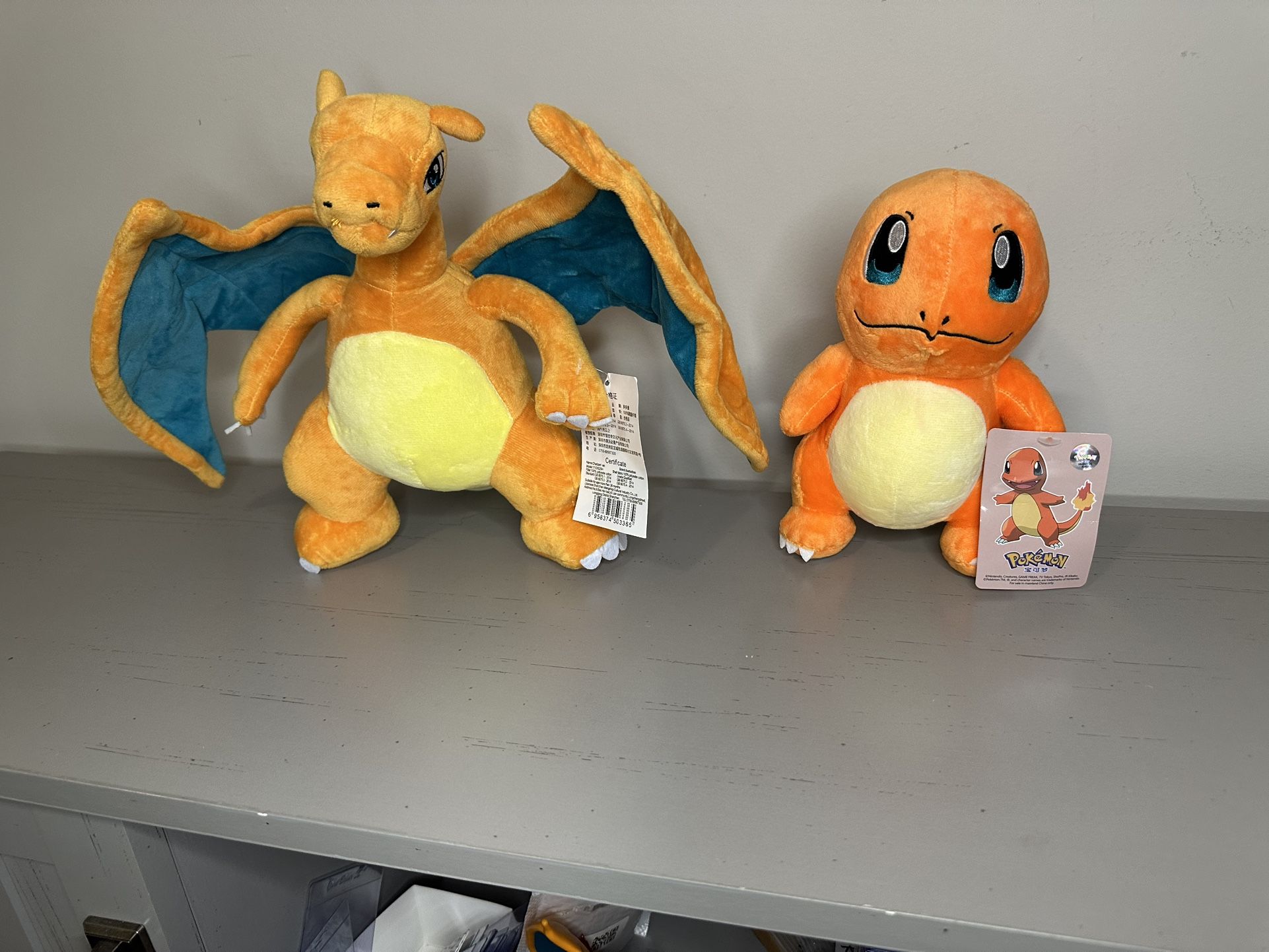 Pokemon Charmander & Charizard Plush Set