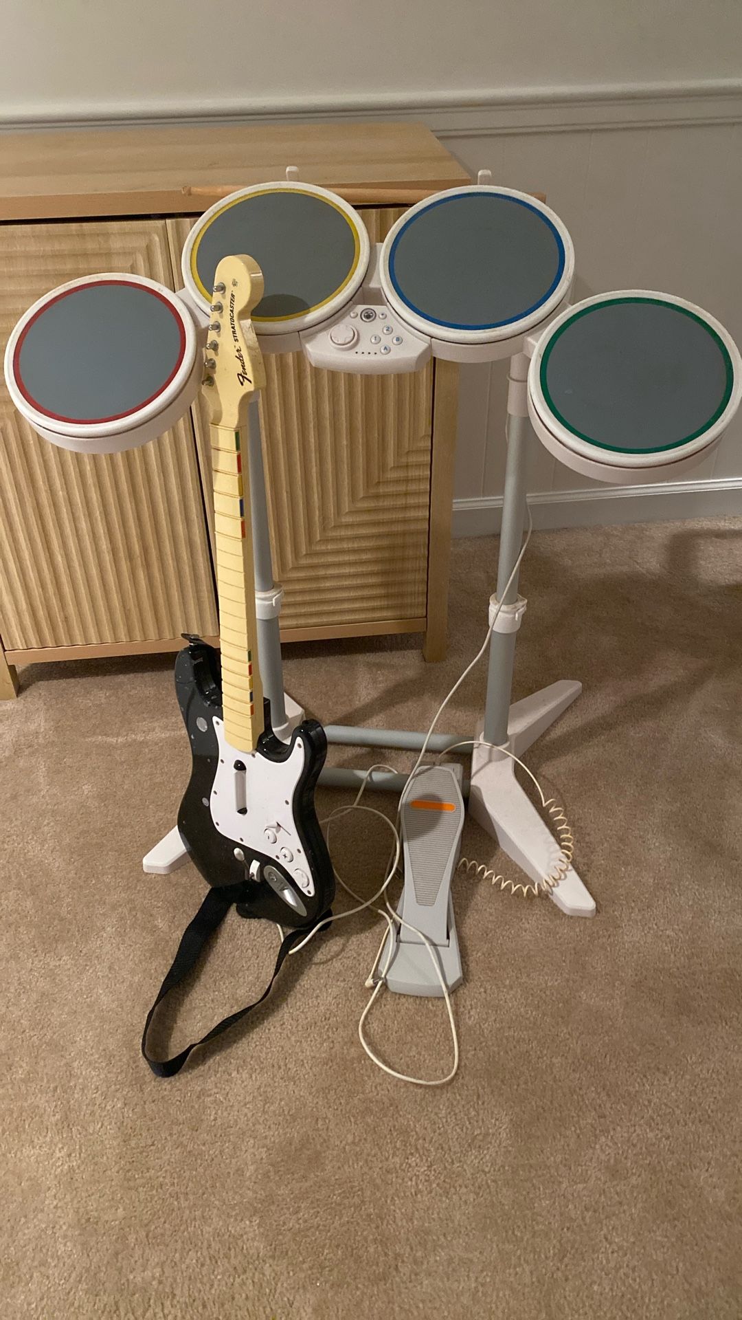 Nintendo Wii Rock Band Drum set & Guitar