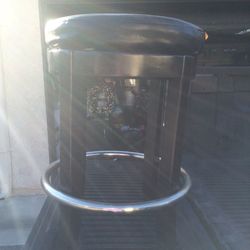 Bar stool
