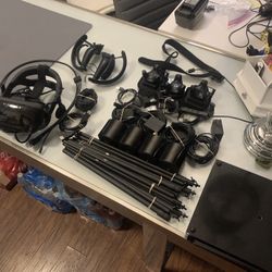 Huge Valve Index VR Headset Kit Plus 3 Vive Trackers With Strap 