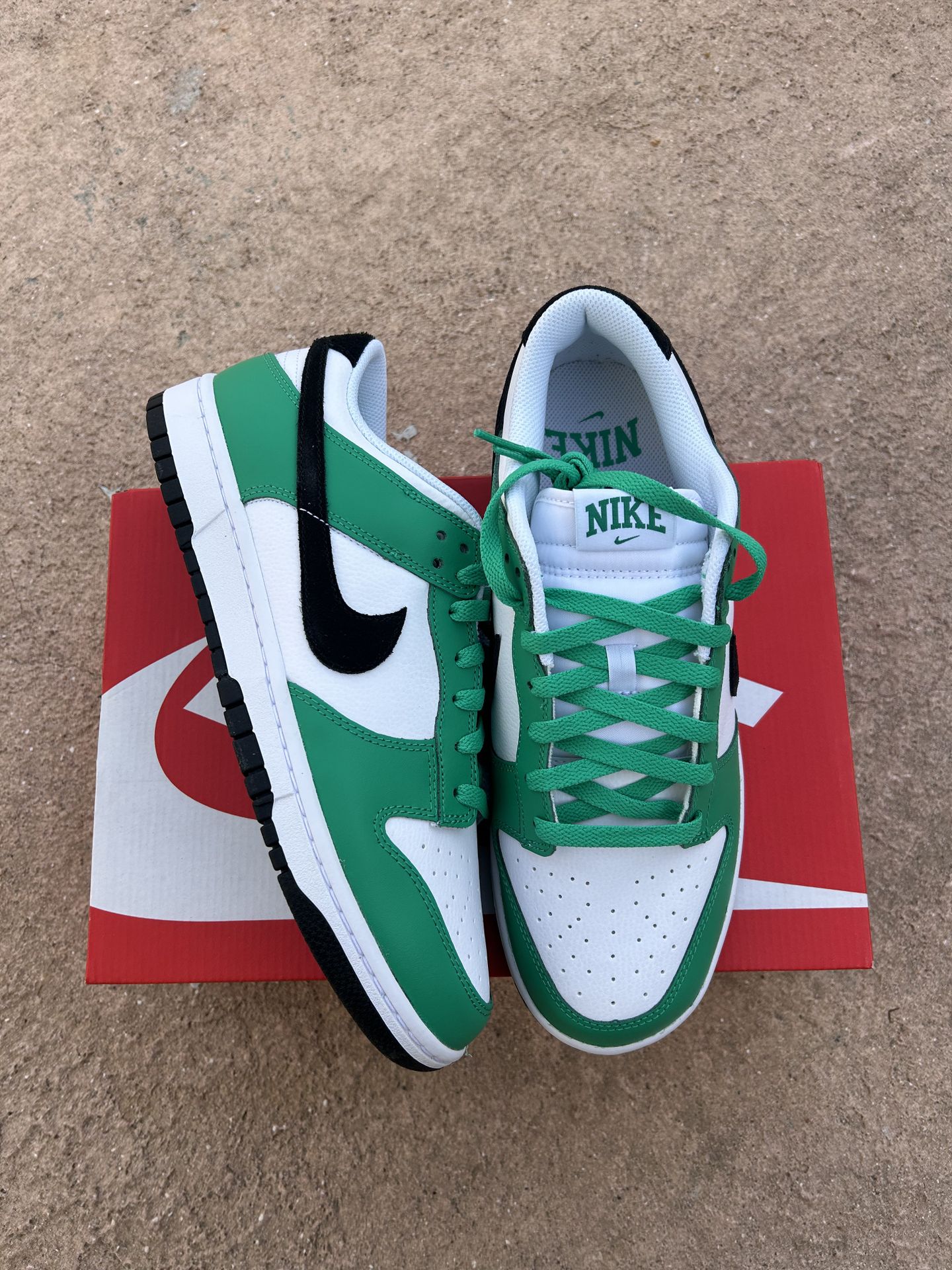 Celtic dunks Size 11