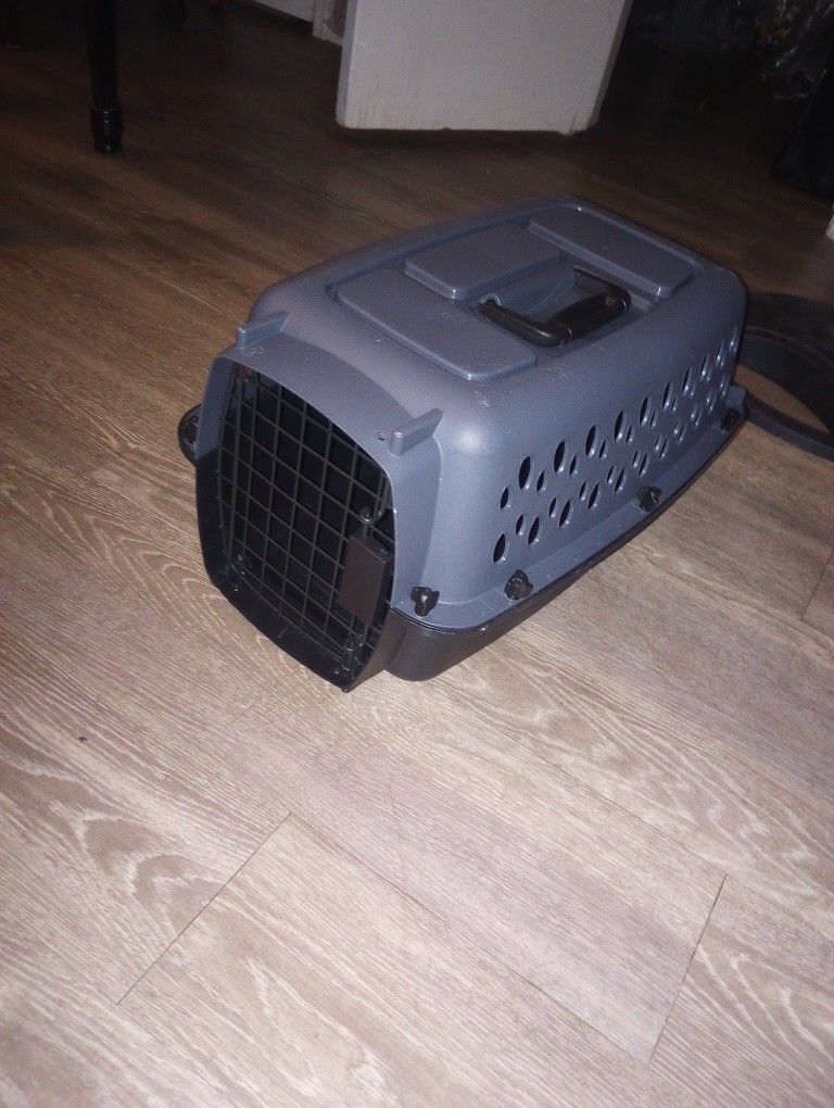 Small Animal Crate