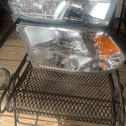 2018 Dodge 3500 Stock Headlight Assembly 