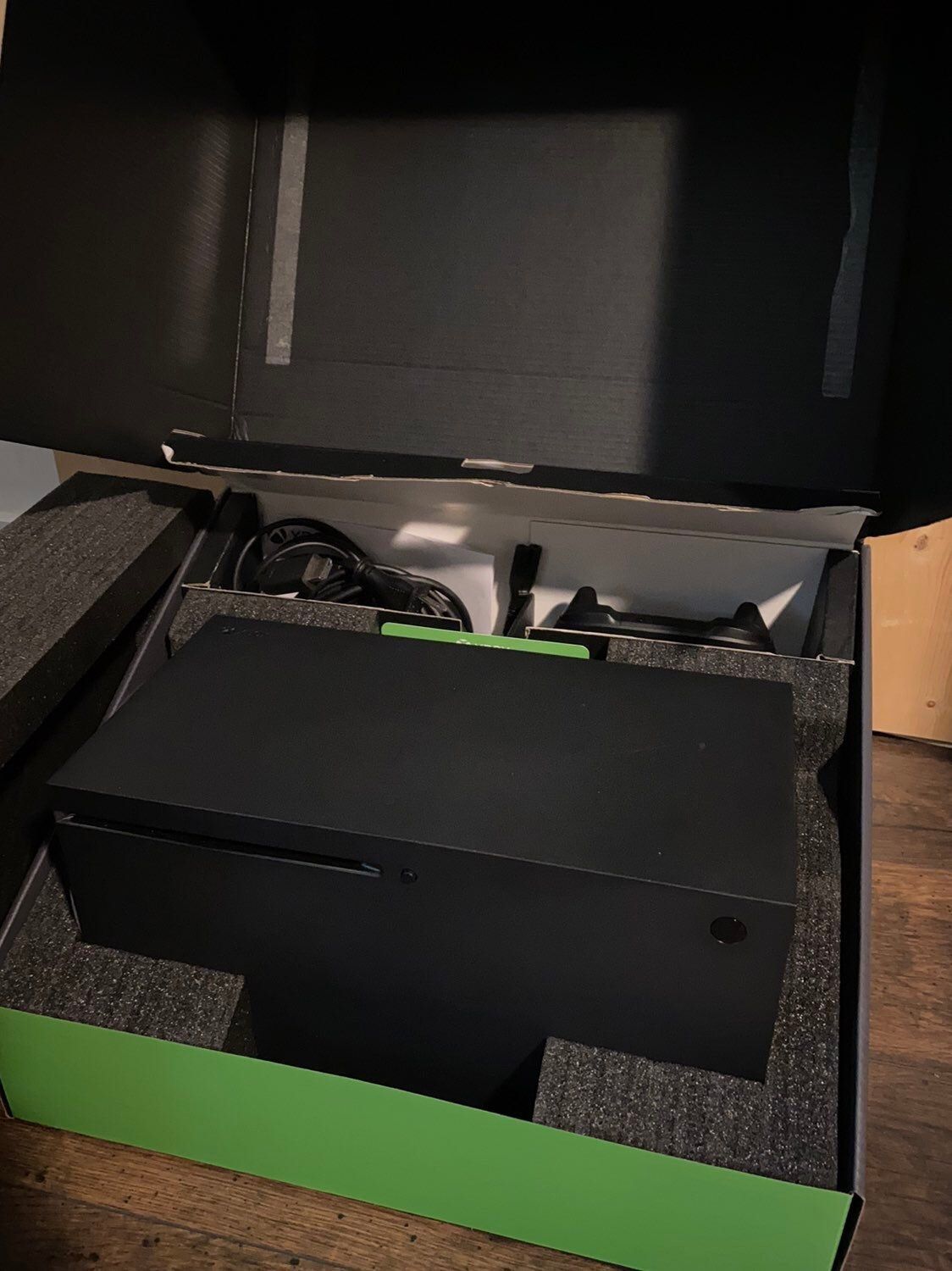 Xbox Series X Bundled with accessories