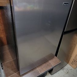 New Mini Refrigerator  