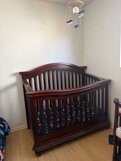 Baby crib w/o matterss