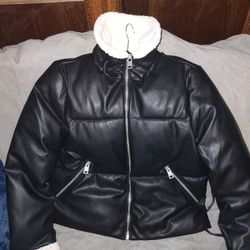 NWT LEVI BOMBER JACKET SZ L