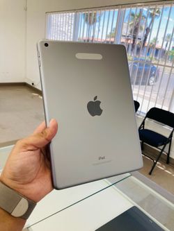 iPad 6th gen 32gb
