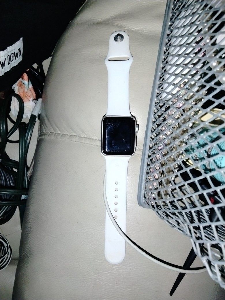 IPhone Watch Series 3 For Sale In Camarillo CA OfferUp Iphone watch series 3 for sale in camarillo ca offerup