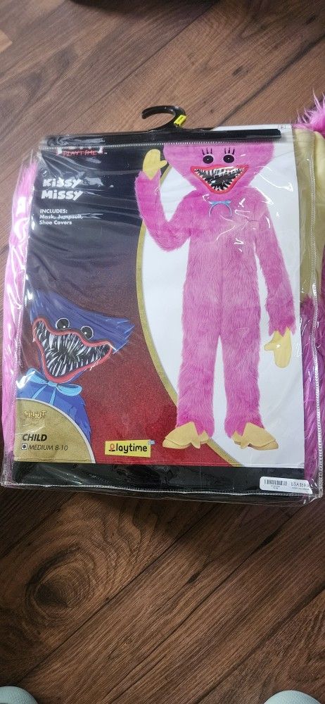 Kissy Missy Costume