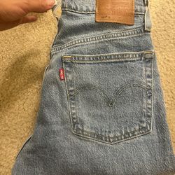 Levi’s 