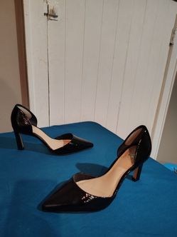 Vince Camuto Renny heels size 6.5