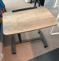 Rolling bedside table