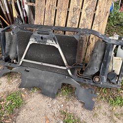 99-06 Chevy Gmc Core Support