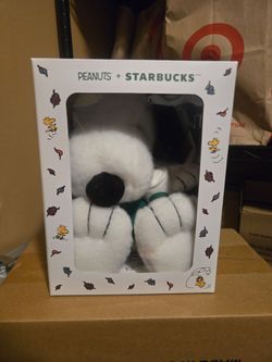 Starbucks + Peanuts Snoopy Plushie