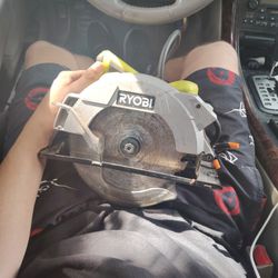 Saw