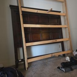 Queen Bedroom Set Free. Pick Up Only. Stockton Ca