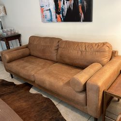 MCM    Sofa 