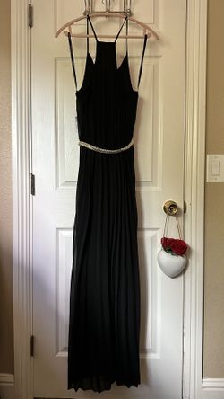 Black Dress (Long) w/Gold Belt
