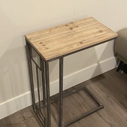 Sofa/Nightstand /Side End  Computer Holder C Table With the Rustic Gray Metal Base And Light Wood Top, H26”xW18.5”xD12”