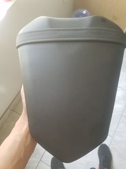 07 yamaha r1 rear seat