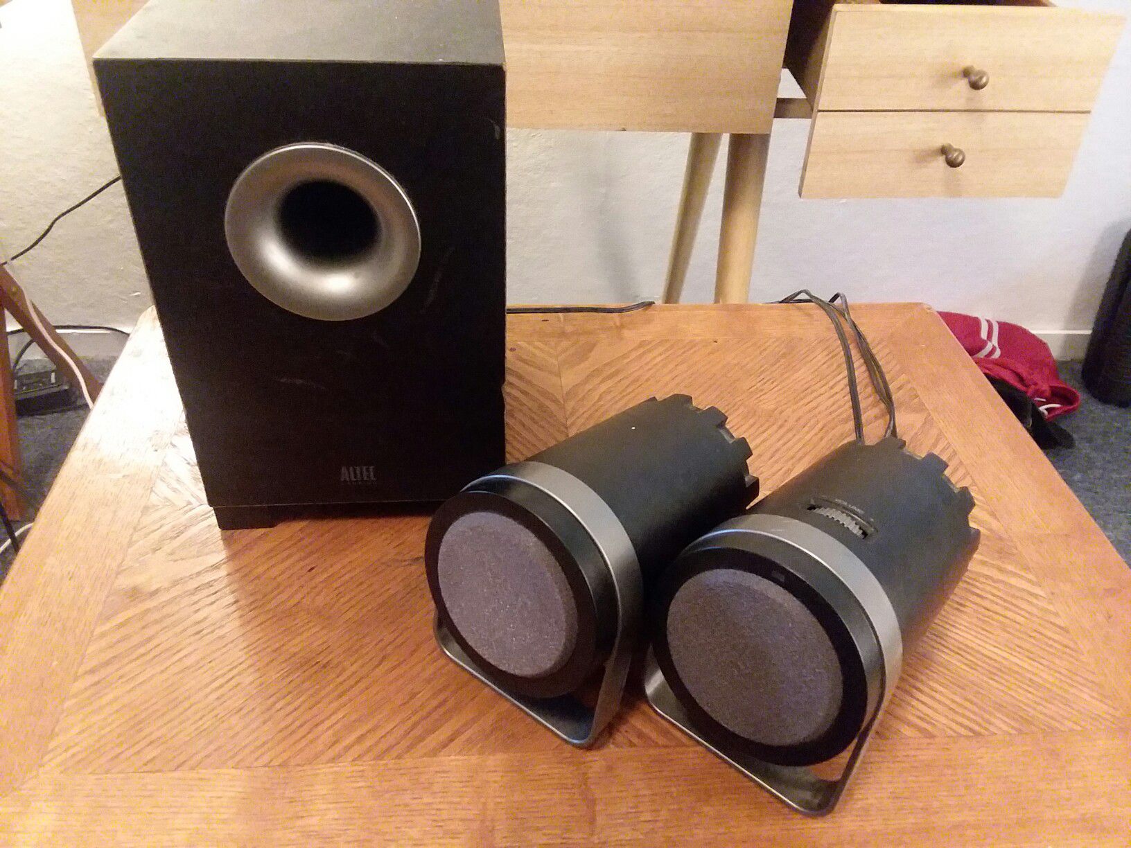 Altec Lansing speakers with subwoofer