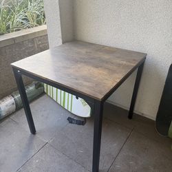 Modern small dining table / desk - $40 OBO