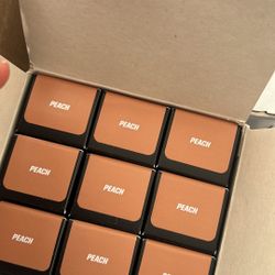Huda Beauty Corrector 