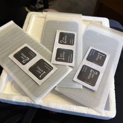 Anti-Snooping Screen Protector (iPhone 13)