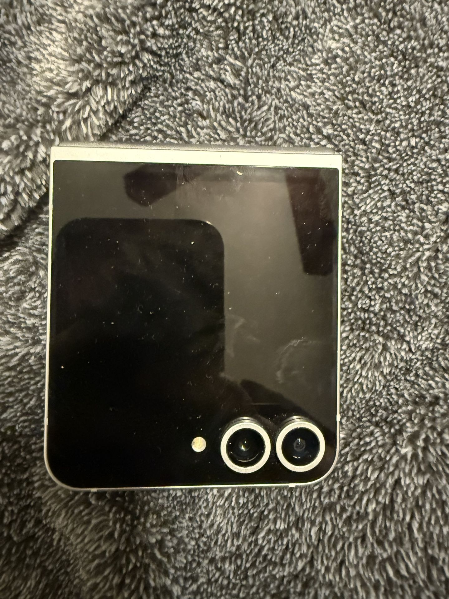 Samsung Galaxy Z Flip 6