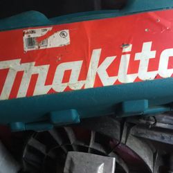 Makita Sander With Case