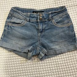 Vanilla Star Wine’s Blue Jeans Shorts 