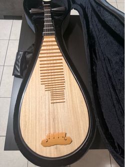 Guitar ( Chinese guitar “PIPA”)
