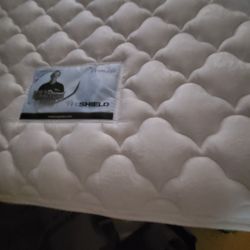 King & QUEEN Mattresses 