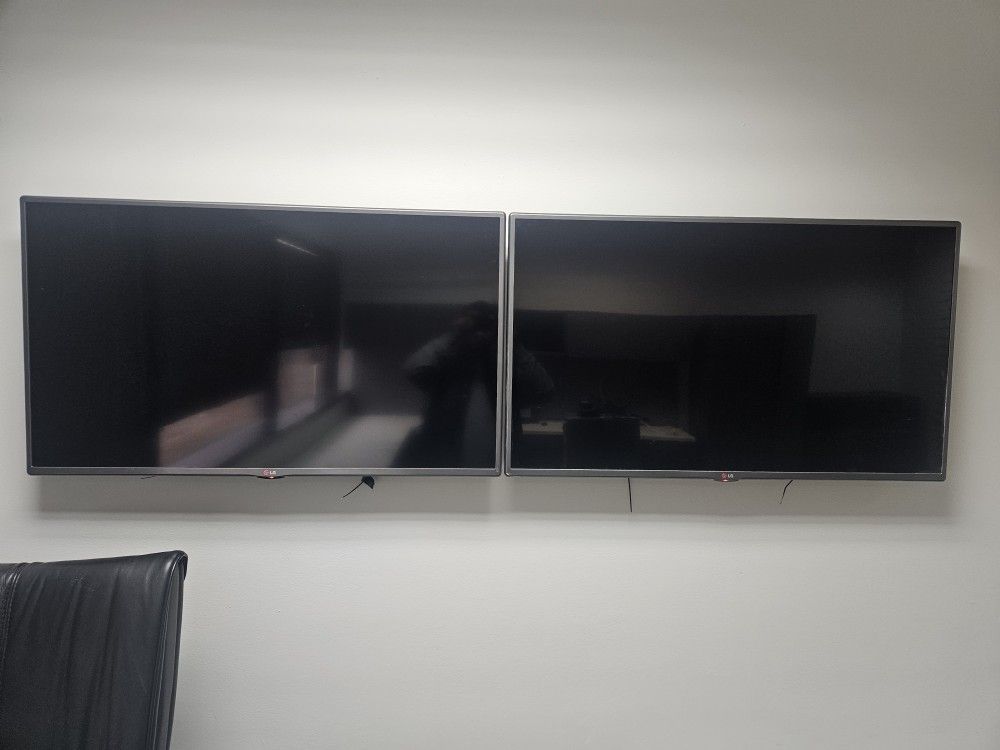 LG Monitors