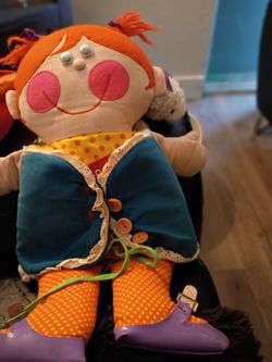 Vintage dressy Bessy teaching doll