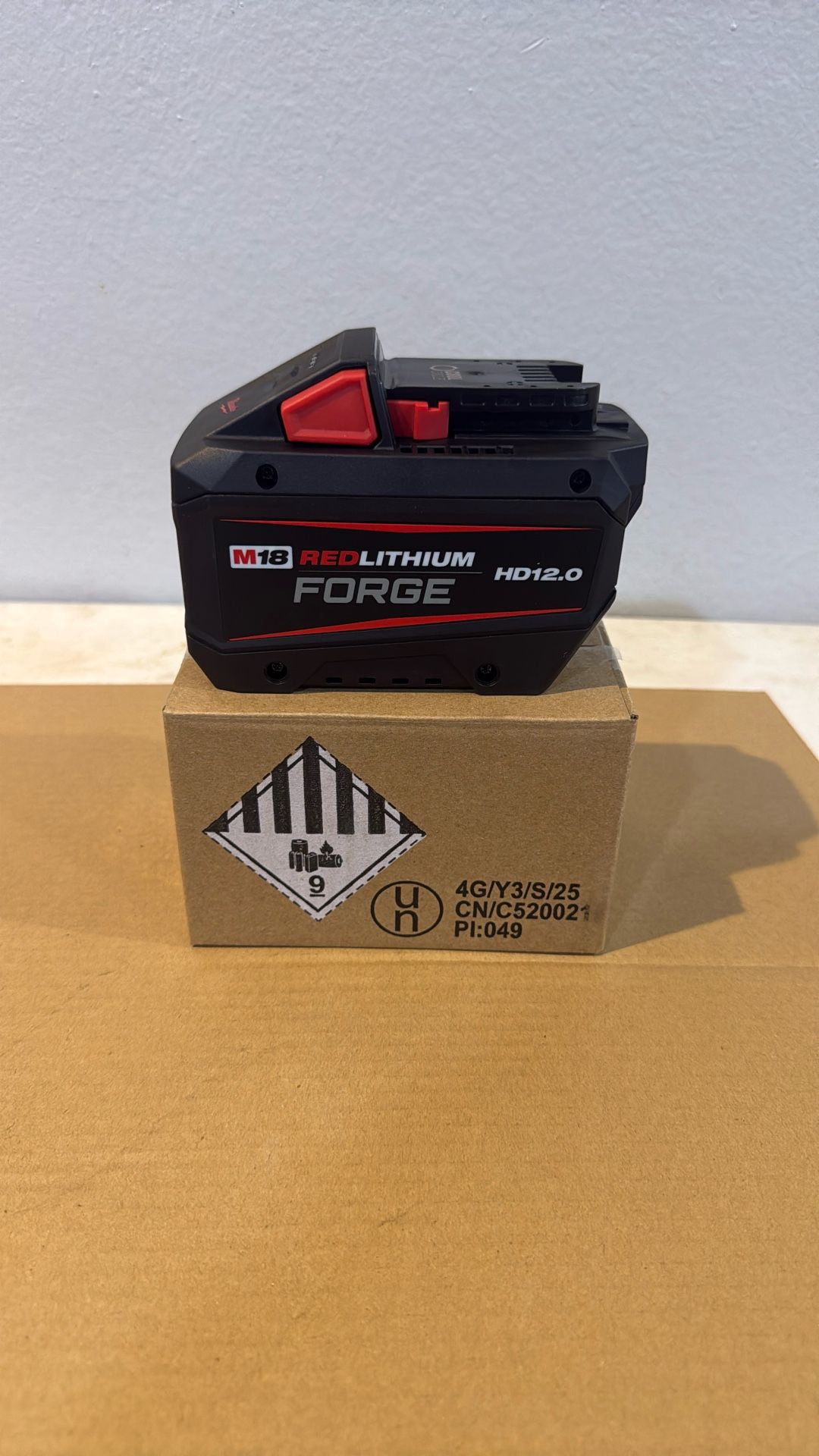 New Milwaukee M18 Forge XC12.0 Ah Battery