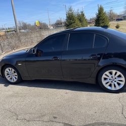 2005 BMW 545i