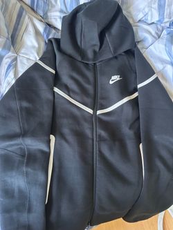 Nike tech