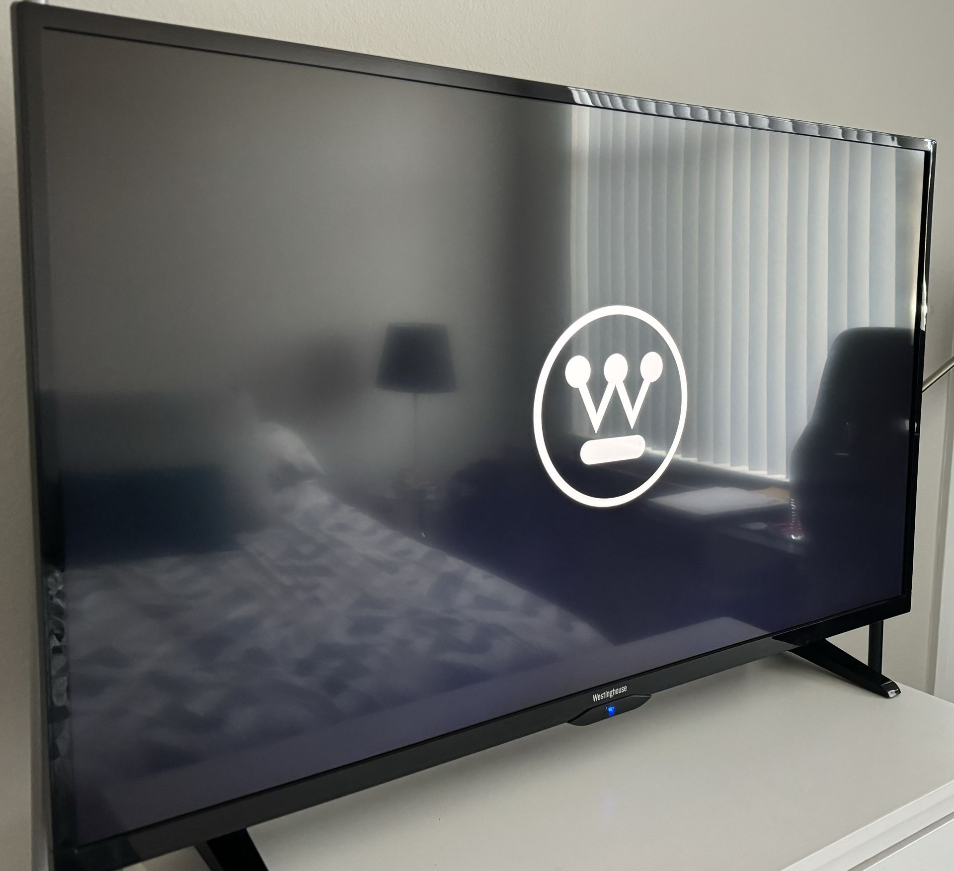 Westinghouse 42’ TV
