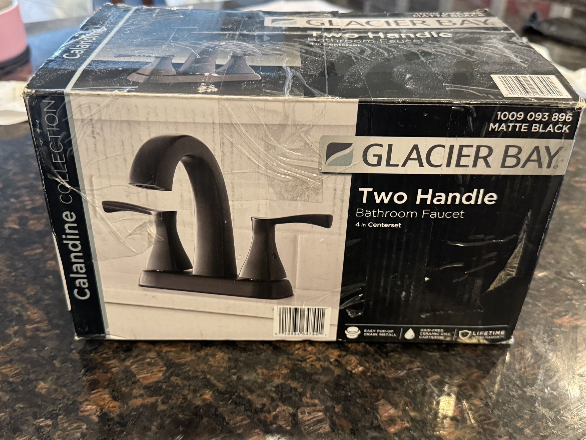 Glacier Bay Calandine 4 in. Centerset 2-Handle Bathroom Faucet w. Drain Kit Matte Black