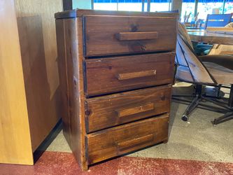 Chunky Cabin 4-Drawer Dresser