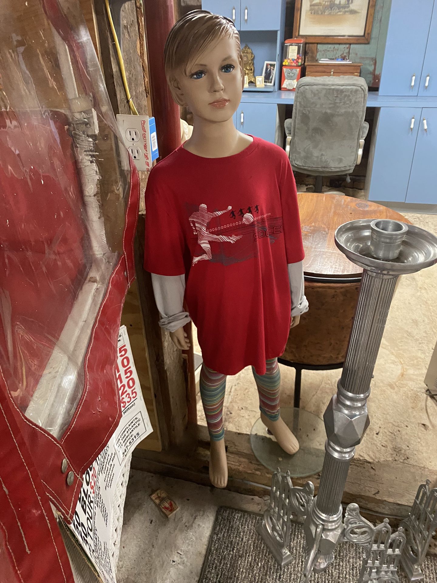 Mannequin Child