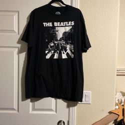 Size2XL. The Beatles T-Shirt New.