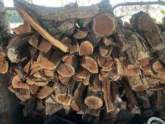 Fire Wood Leña De Mesquite $25 La Carretilla