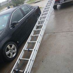 40 Ft Ladder 