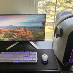 Alienware Aurora R10, Alienware Keyboard And Mouse