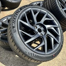 21" OEM NEW 2026 Tesla Model S Plaid VELARIUM wheels MICHELIN Tires TPMS NO CAPS