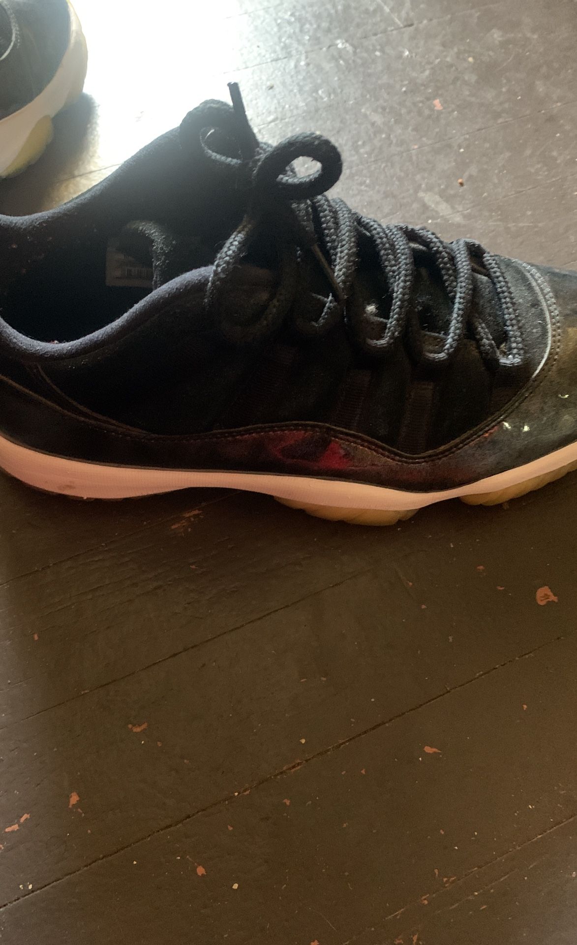 Jordans Size 10 in decent shape